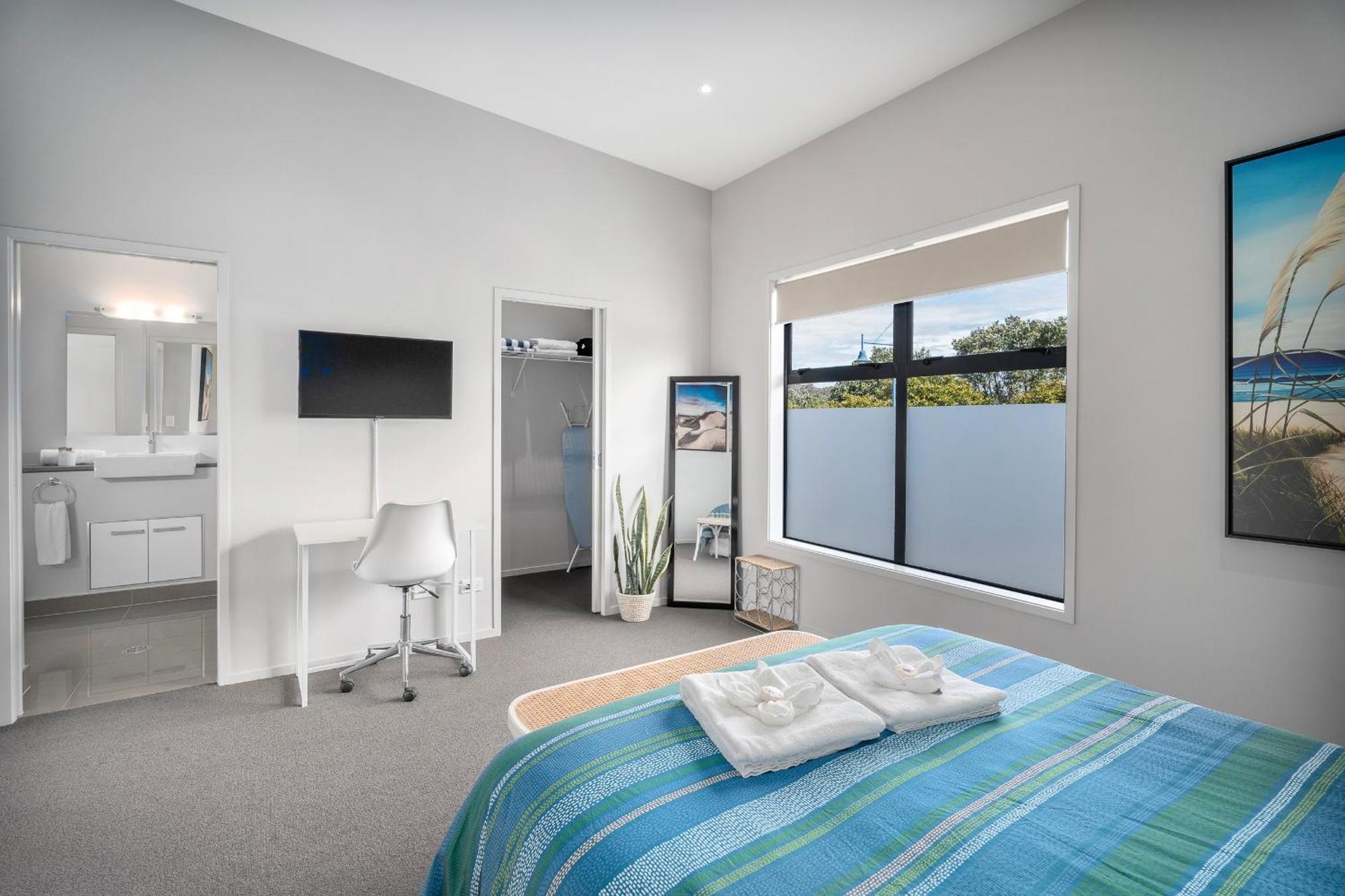 Sovereign Pier On The Waterways Whitianga Luaran gambar
