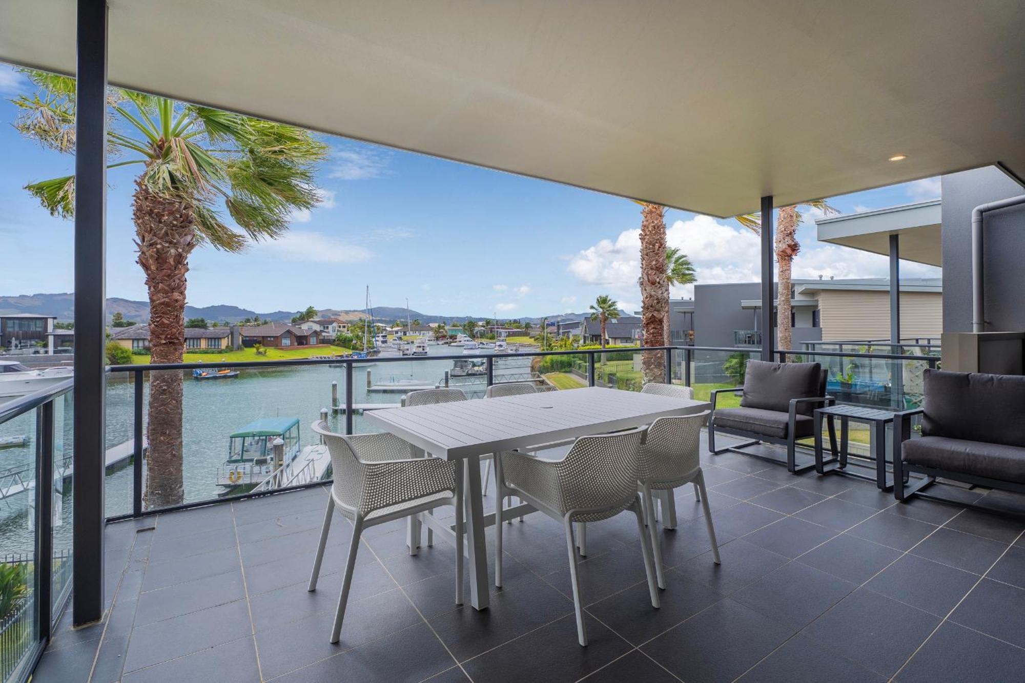 Sovereign Pier On The Waterways Whitianga Luaran gambar