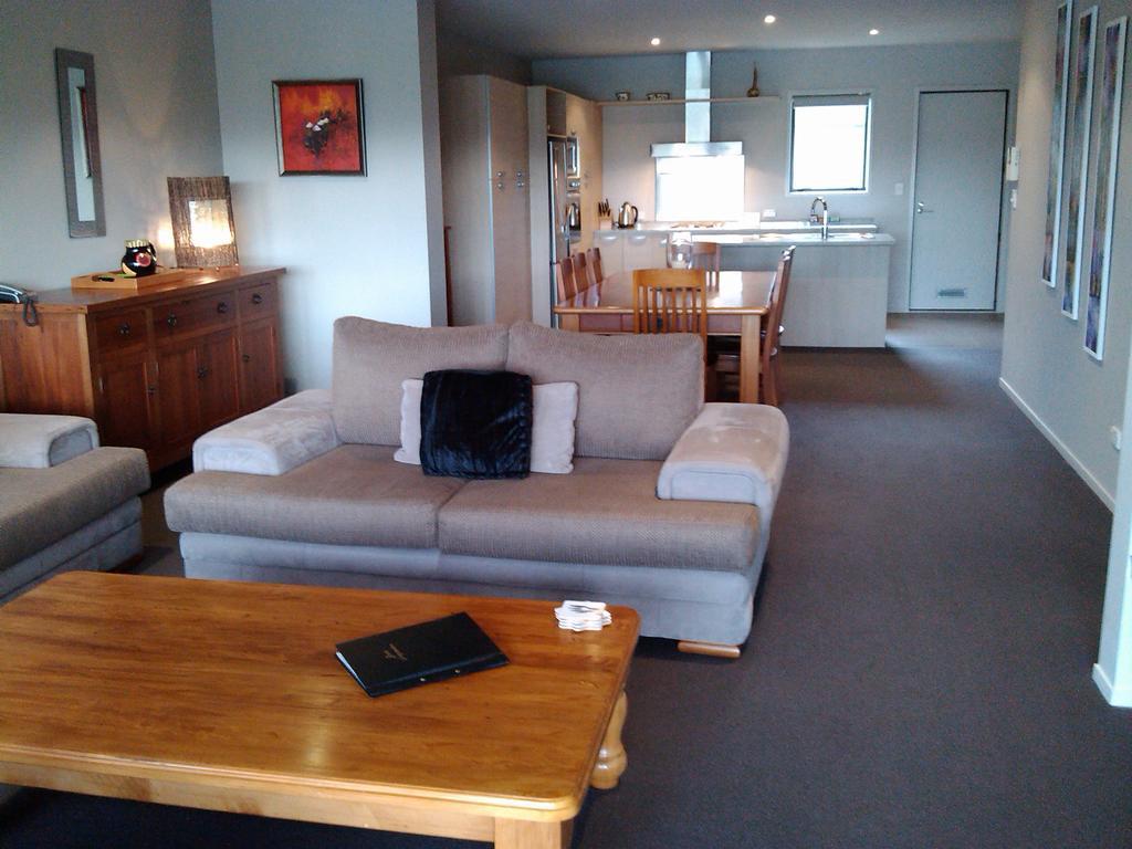 Sovereign Pier On The Waterways Whitianga Luaran gambar