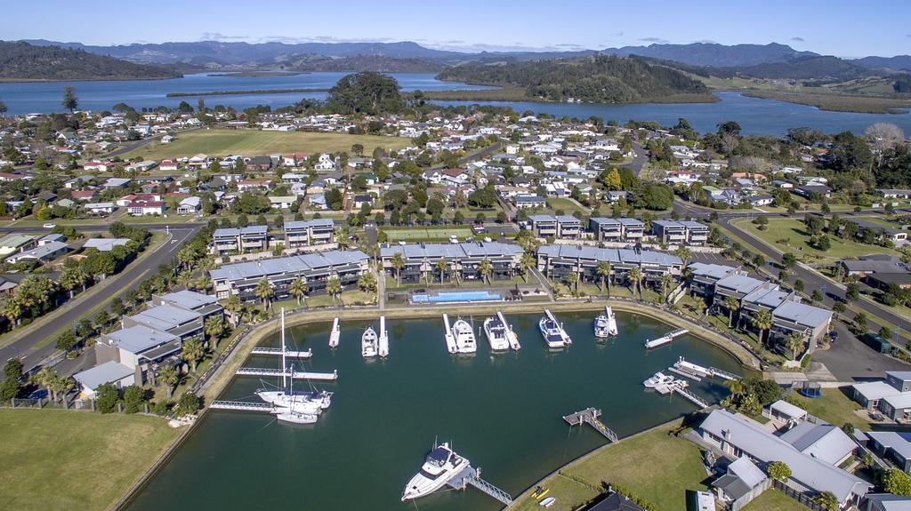 Sovereign Pier On The Waterways Whitianga Luaran gambar
